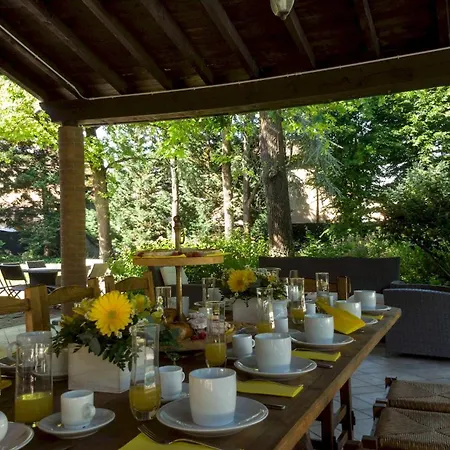 Vila Valchero 12, Emma *